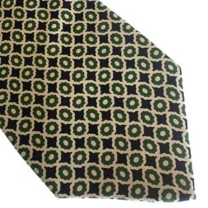 J.Crew Necktie Mens OS Green Navy Geometric Medallion 100% Silk Hand Made USA